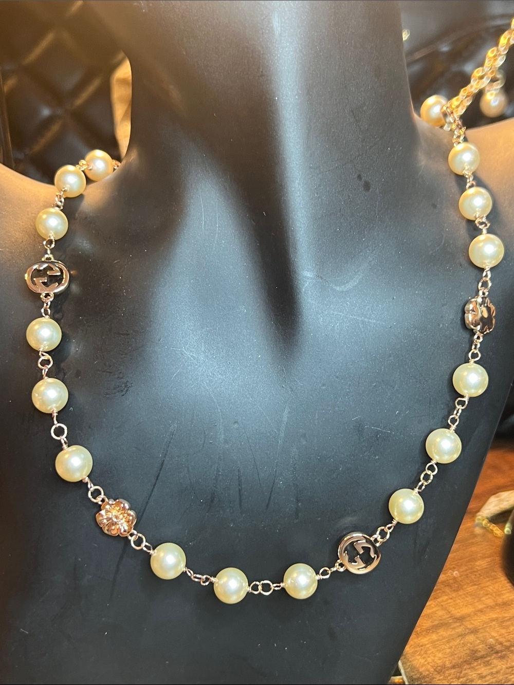 Cream Pearl and Gold-Tone Logo Link Necklace
